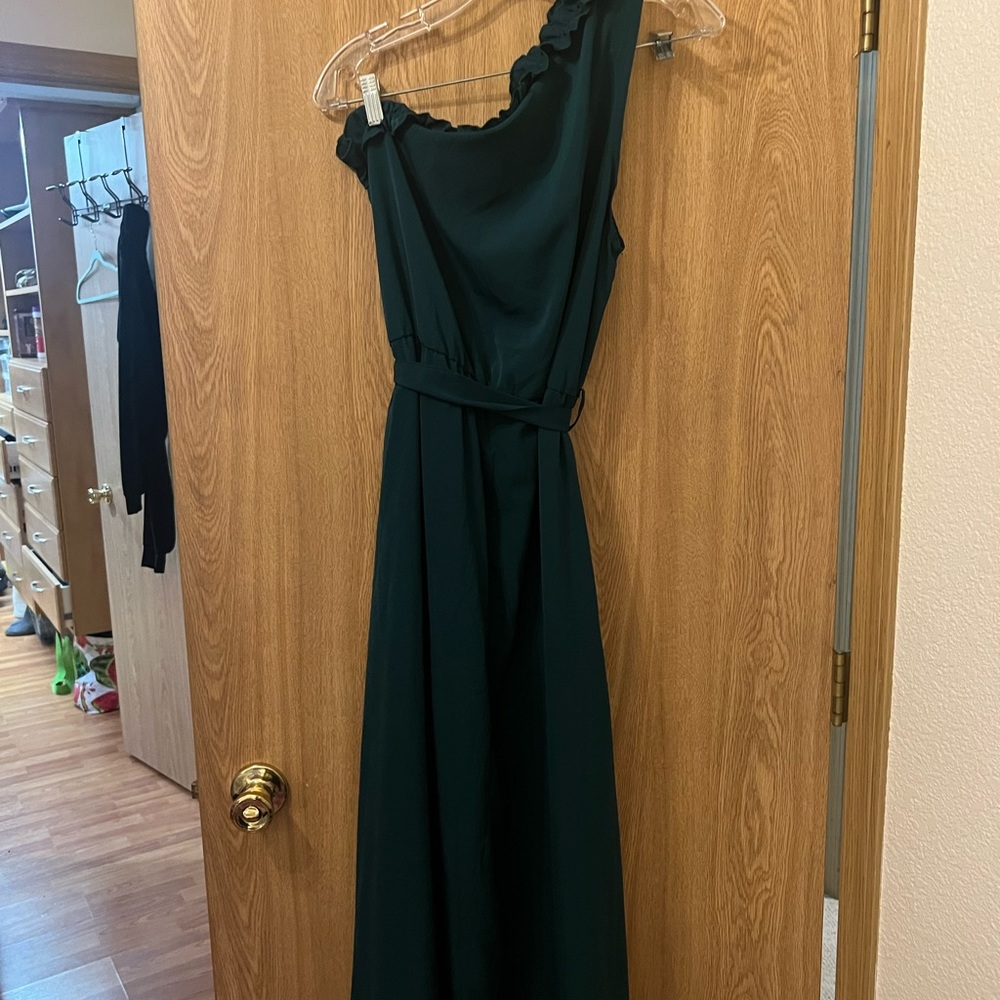 Anna-Kaci elegant one shoulder maxi dress.